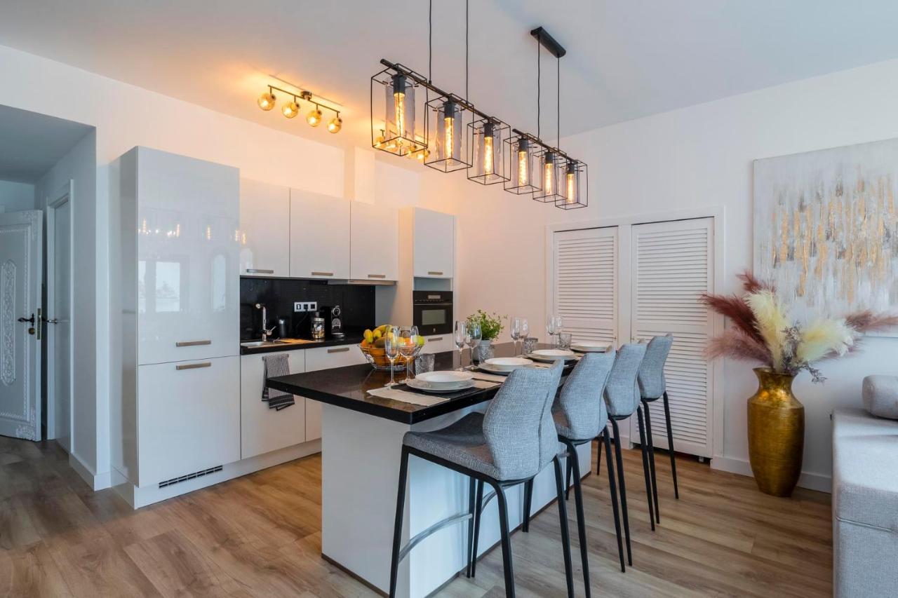 Puerto Banus Second Line, Luxury Apartement Marbella Eksteriør bilde
